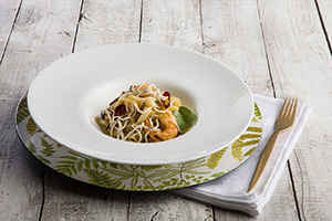 Foto receta de tagliatelle con anguriñas espagueti de mar y langostinos al ajullo pescanova fish solutions