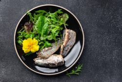 Foto receta de ensalada con sardina formacion fish solutions