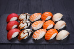 Foto formación de sushi pescanova fish solutions hosteleria para tu restaurante nigiri